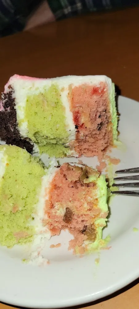 Spomoni Cake